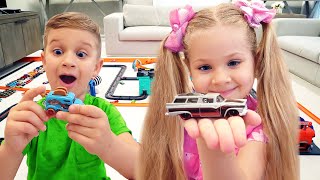 Roma Dan Diana Bermain Dengan Mobil-Mobilan | Hot Wheels City