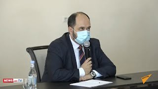 Մի քանի րոպե` լրատվամիջոցների հետ Արայիկ Հարությունյանի «ջերմ» շփումից