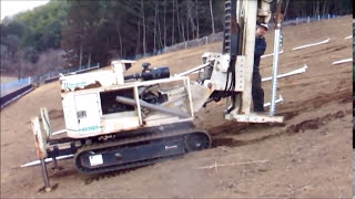 スクリュー杭打ち　傾斜地 20度
