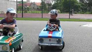 Gulf Moskvich pedal team CZ (šlapací moskvič)