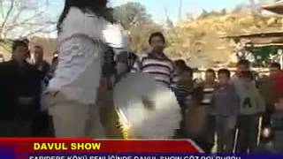 Davul show  Uşaklı Manyak davulcu  )Drum show, tambour,
