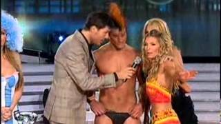 Showmatch 2010 - Esta vez le tocó a Maxi