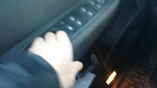 Renault Scenic 3, активация штатной подсветки в водительской двери