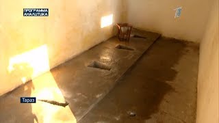 В Таразе школьницу изнасиловали в уличном туалете
