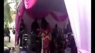 Lagu 'She's Gone' di acara hajatan.. GOKIL suara nya keren