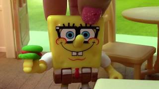 Fast Food Christmas Holiday Burger Spongebob Squidward Littlest Pet Shop LPS Playing Playdoh Playset