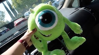 Buying little Mike Wazowski | Disneyland Vlog #18