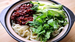 【小穎美食】炸醬麵好吃有竅門，主要在於炒炸醬，把配方和做法都告訴你