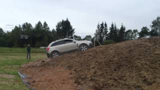 Opel Antara 3.2 v6 лезем в гору 1 попытка