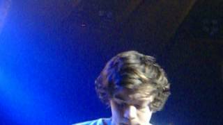 One Direction at MSG - C'mon C'mon/Harry using inhaler