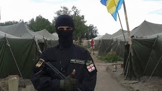 Будем брить. Доберман открыл лицо и ответил чеченцам