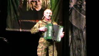 Гармонист Юрий Кочуров  "Я русский"  и "Мы армия народа" Новосибирск