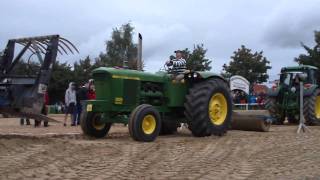 John Deere 5020 wird Vizeweltmeister beim Steinwalze ziehen 2011