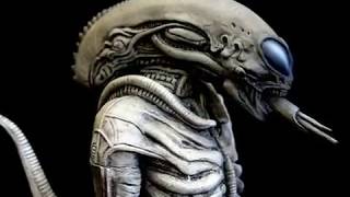 H.R. Giger Alien Concept Art Statue 40 cm