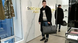 Total-look от Saint Laurent: дубленка, джемпер TOTEM, джинсы, полусапоги WYATT и дорожная сумка