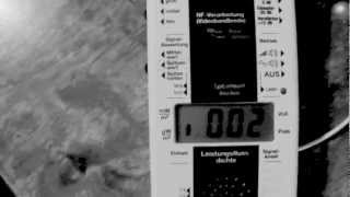 Strålning från IPHONE en livsfarlig leksak för barn. Strålar över 1999 mikrowatt /kvadratmeter