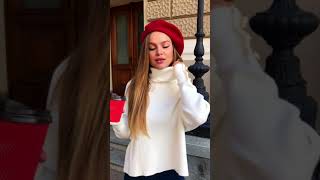 Оверсайз свитер Dilvin с горлом и декоративными пуговицами белого цвета T2519 (40006W)
