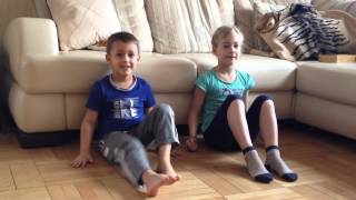 Peter works with 1 hammer Action song for kids - песенка про молотки