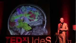 La chirurgie cerebrale personnalisee dans le traitement des tumeurs: David Fortin at TEDxUdeS