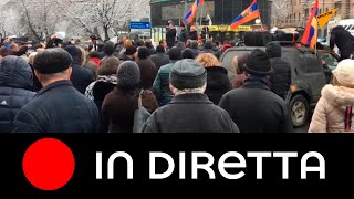 Armenia: proteste contro Nikol Pashinyan