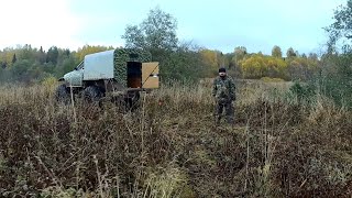 Осенняя рыбалка на хариуса, отдых на природе. Красивые места. Нашли старый [дом].