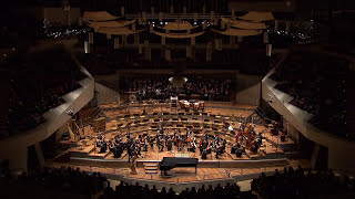 Bach - Concert for Violin a-minor - Julia Fischer - Baltic Sea Youth Philharmonic