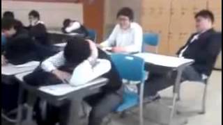 NIKAD NE SPAVAJ NA CASU EVO ZASTO.