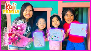 We Surprise Mommy with Flowers and Drawings on Mothers Day!!