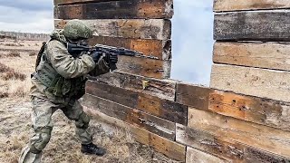 Отработка морпехами практических действий по уничтожению условного противника в Республике Беларусь