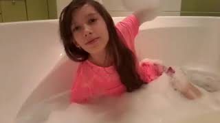 Ванна в одежде - ICE BATH