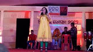 Nuakhaibhetghat prgm. Benglore. Stage performance.Sanju Mohanti. Song.Baula makar(Copy right recevd)