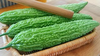 【小穎美食】苦瓜好吃有竅門，很多人都做錯了，學會這樣做，上桌比吃肉還香！