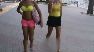 немецкая девушка сосет петуха