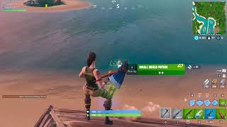 invisible loot! insane glitch with the Bowler and a Lama!