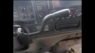 Включение пониженной передачи полного привода (4LO) на Шевроле Тахо 96г.