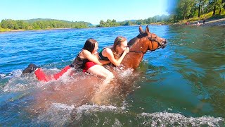 КУПАЕМСЯ С ЛОШАДЬМИ / Конное SLOW MO в ВОДЕ | Клип