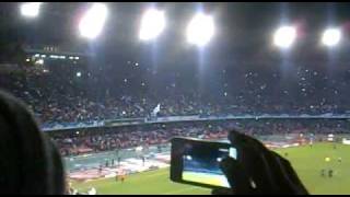 La Curva A canta " 'O surdato nnammurato" dopo Napoli-Chelsea