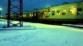 ЧС2-293 с поездом №118 Москва-Новокузнец, ст.Ревда