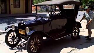1915 Metz Touring Car