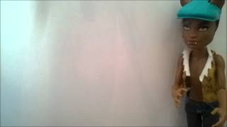 Elle danse Sexy-Monster High-Clip
