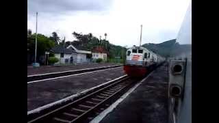 Dokumentasi Perjalanan KA Taksaka di Spot Kebasen [Indonesian Railways]