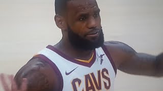 Refs Help LeBron James And Cavs Win Against Clippers