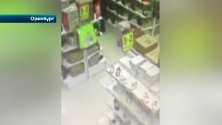 В Оренбурге воровки устроили новогодний  марафон по больницам и торговым центрам