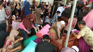 Tradisi nyawer dipesta pernikahan daerah majalengka