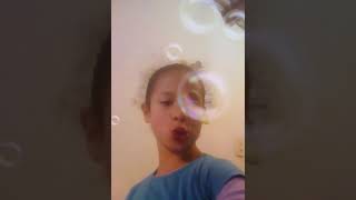 Tipos de poses Helly Valentina