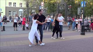 Танцуем ЗУК на улице! Music! Dance! ZUK!