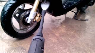 Минимойка KARCHER K 2.12 в действии