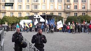 LIVE: Rally marking 7-year anniversary of Pegida met with left-wing counter-protests in Dresden