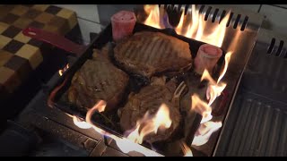 Et Severlere İki Tarif: Közde Pişirme Kağıdı ve Folyoya Sarılı Kokoreç - Dry Age Steak