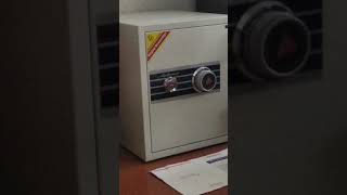 Открыть сейф Diplomat
